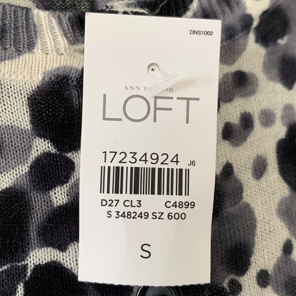 NWT LOFT Print Crewneck Long Sleeves Cardigan - Picture 4 of 13